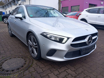 Mercedes-Benz A 220 Lim. DCT 4Matic Progressive Pano 19Z LED  165757726 1