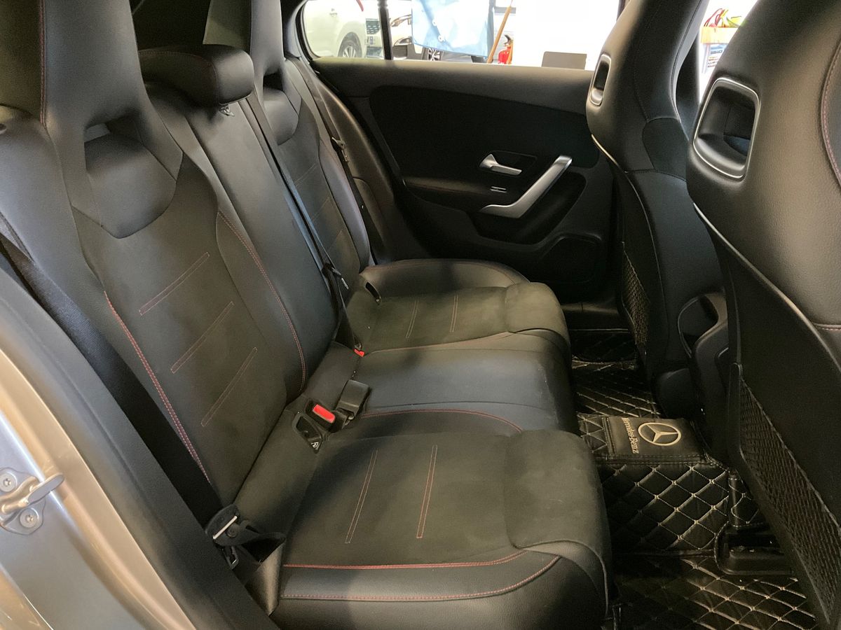 Interior trasero