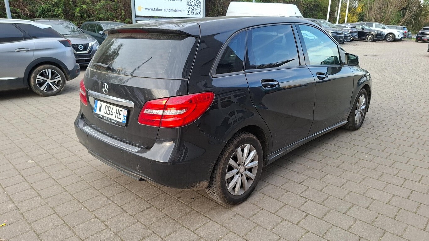 Mercedes-Benz B180 CDI 7-DCT Navi BiXen ParkAss LM SHZ Teil 166700323 2