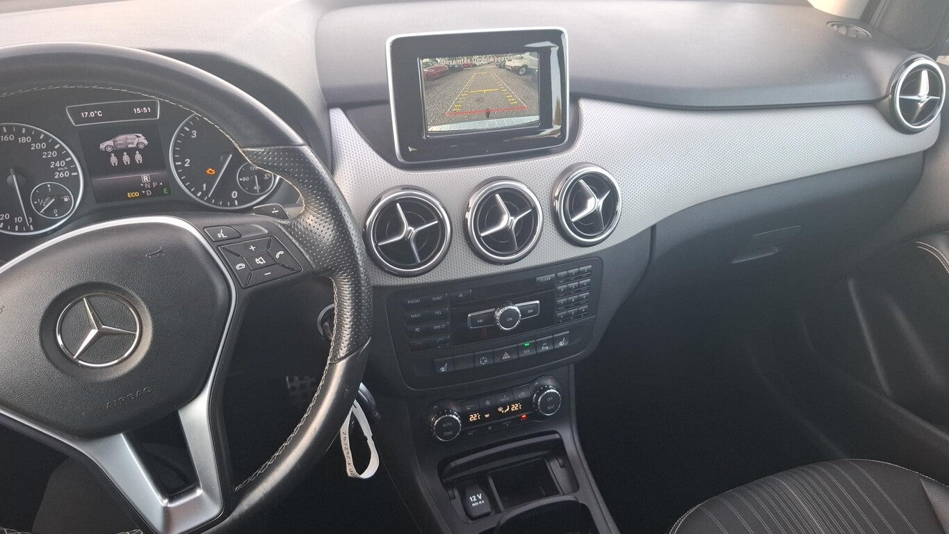 Mercedes-Benz B220 CDI DCT Navi Kamera SportP AHK SHZ LM BiXe 141774549 8