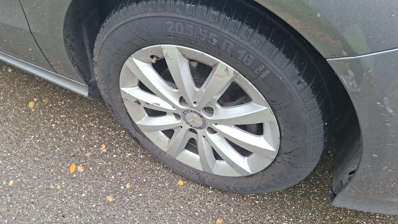 Mercedes-Benz B 180 d Style AHK Navi LED LM SHZ HU 06/2027 137940192 13