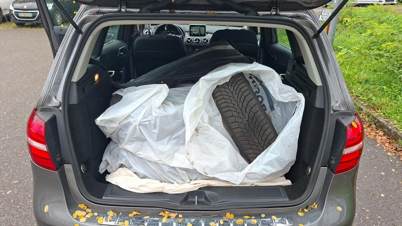 Mercedes-Benz B 180 d Style AHK Navi LED LM SHZ HU 06/2027 137940192 9