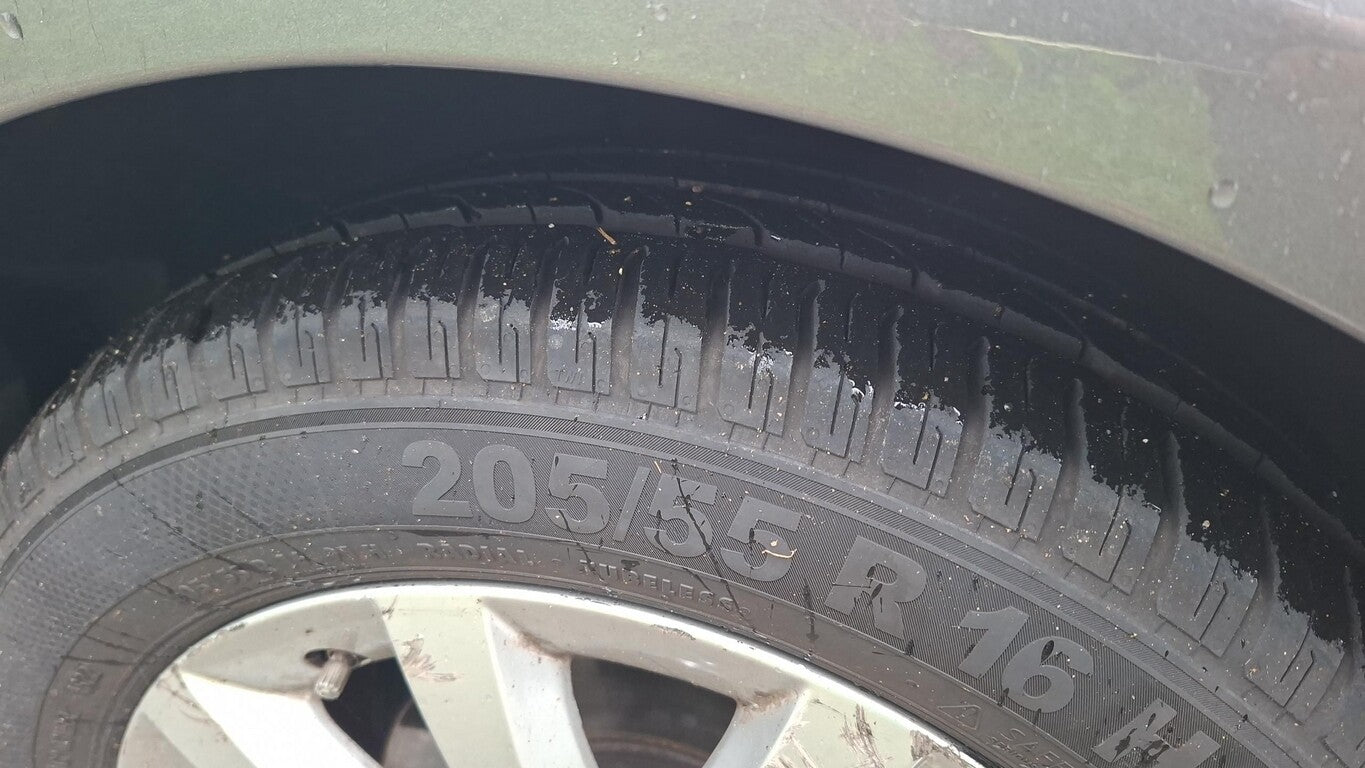 Mercedes-Benz B 180 d Style AHK Navi LED LM SHZ HU 06/2027 137940192 14