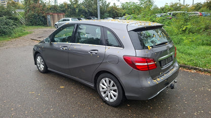 Mercedes-Benz B 180 d Style AHK Navi LED LM SHZ HU 06/2027 137940192 3