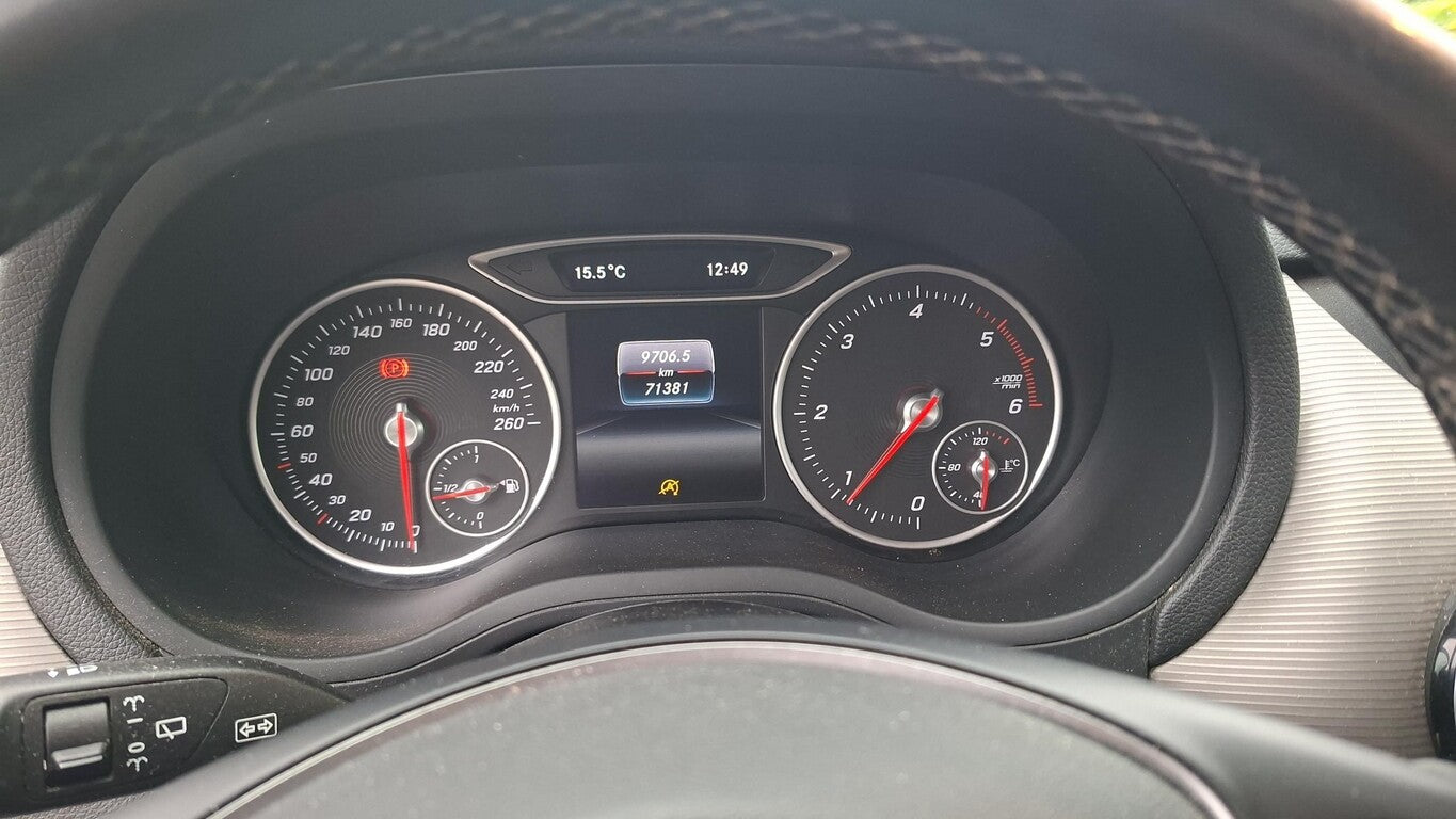 Mercedes-Benz B 180 d Style AHK Navi LED LM SHZ HU 06/2027 137940192 4