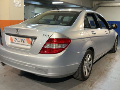 Parte trasera derecha