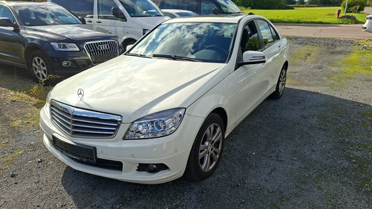 Mercedes-Benz C200 CDI Lim Aut. SD PDC SHZ LM GRA 135851274 0