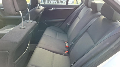 Mercedes-Benz C200 CDI Lim Aut. SD PDC SHZ LM GRA 135851274 8