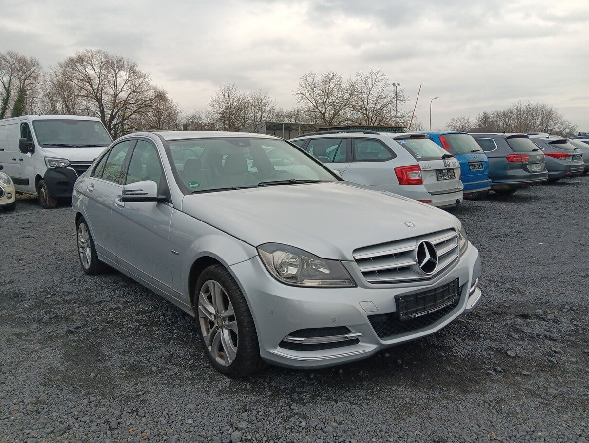 Mercedes-Benz C200 CDI Lim Aut. Avantgarde Navi AHK Kamera 110923499 1
