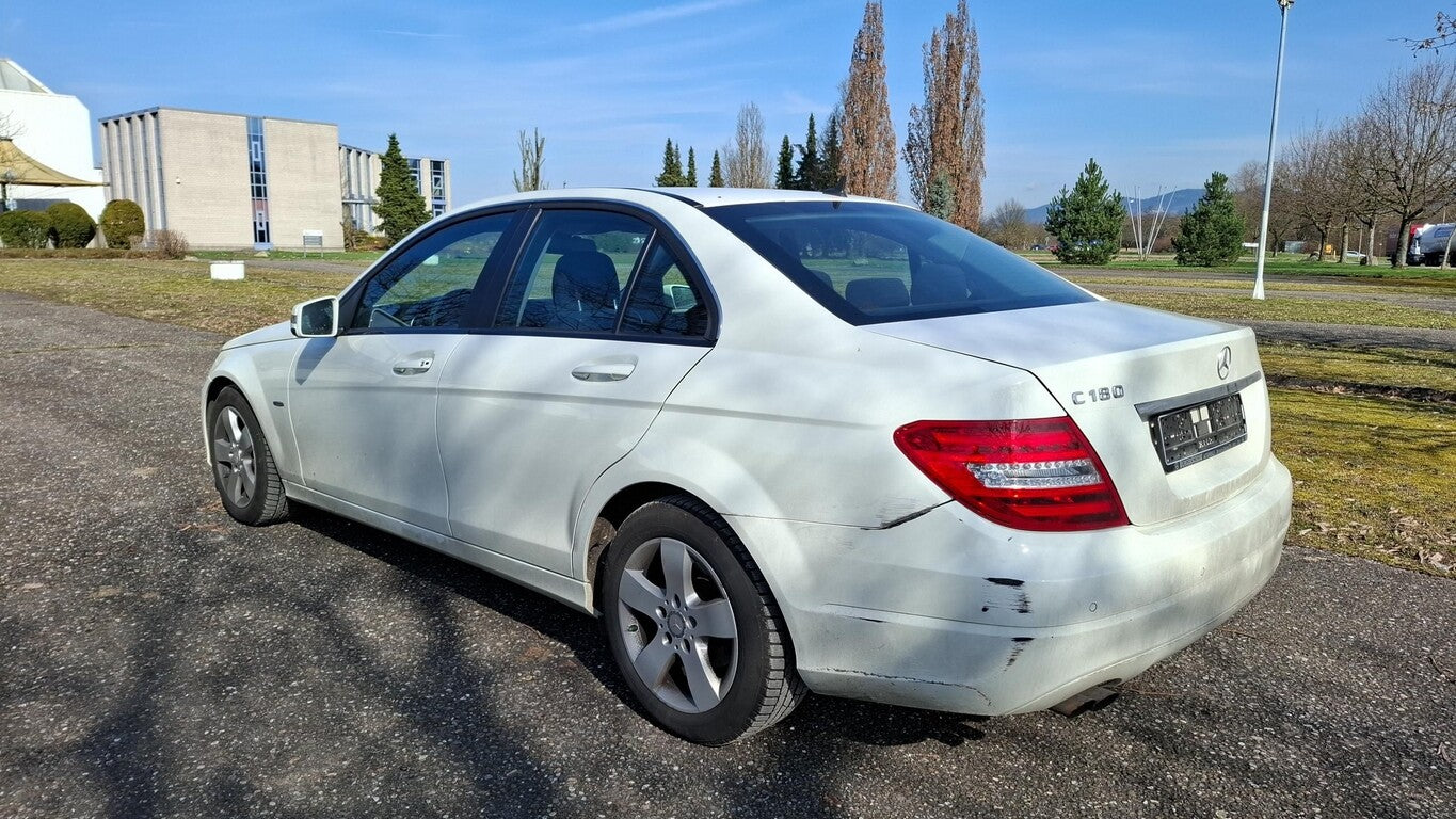 Mercedes-Benz C180 CGI Aut. Lim Navi Xenon PDC MFL LM 162000708 3