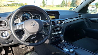 Mercedes-Benz C180 CGI Aut. Lim Navi Xenon PDC MFL LM 162000708 4