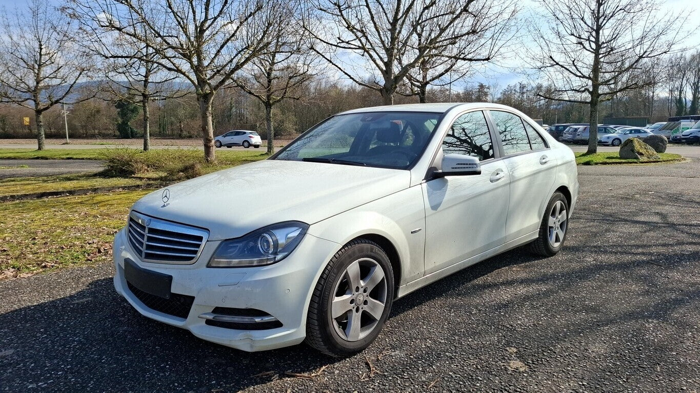 Mercedes-Benz C180 CGI Aut. Lim Navi Xenon PDC MFL LM 162000708 0