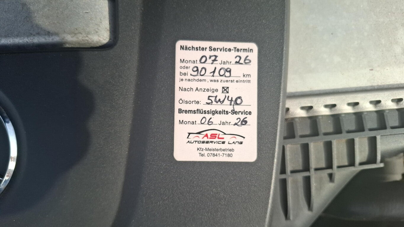 Mercedes-Benz C200 Lim Aut. Exclusive Navi Pano LED Kamera HUD 143631783 12