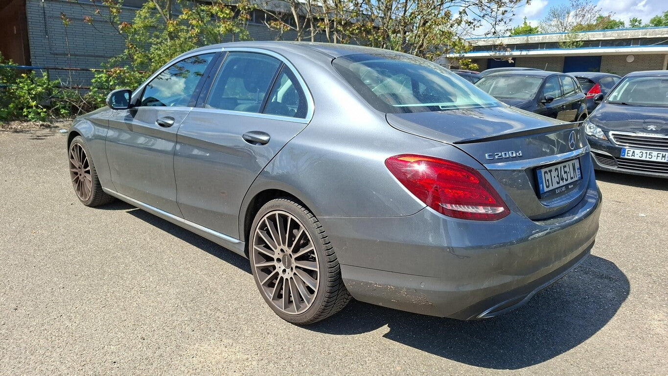 Mercedes-Benz C200d Lim Avantgarde LED Nav GRA Teilleder ParkA 170779800 3
