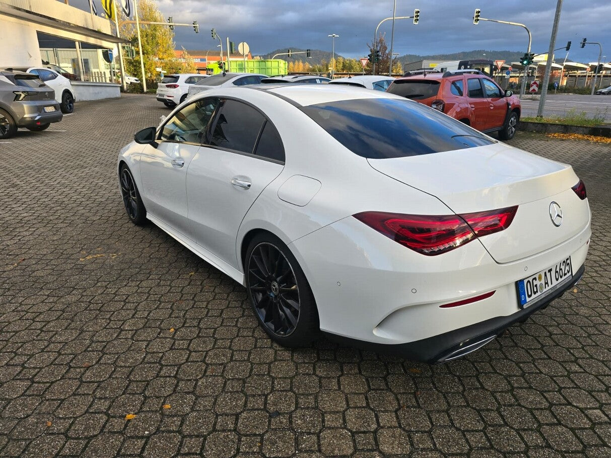 Mercedes-Benz CLA 200 DCT AMG Line Multibeam 19Z Pano KeyLess 153402245 3