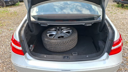 Mercedes-Benz E350 CGI Coupe Avantgarde Leder Navi PDC SHZ Kli 129737923 9