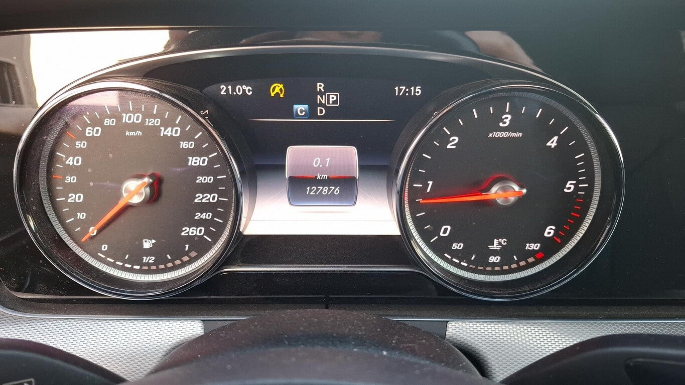 Mercedes-Benz E220 T d Avantgarde Aut. Navi AHK LED Kamera SD 166572809 5