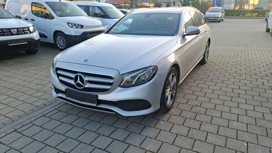 Mercedes-Benz E220 T d Avantgarde Aut. Navi AHK LED Kamera SD 166572809 0