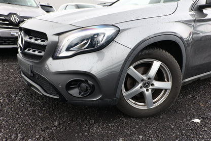 Mercedes-Benz GLA 200 d  Urban DCT AHK Nav LED BusinessP   154277836 4
