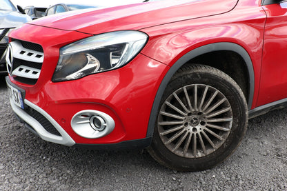 Mercedes-Benz GLA 180 DCT Leder ParkAs Tempomat LM17Z Klima 138832729 4