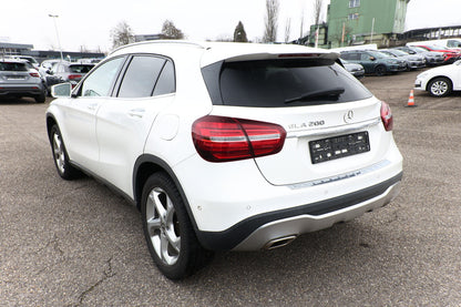 Mercedes-Benz GLA 200 DCT Urban KeyL eHK Nav Kam SHZ PrivG 18Z 155181744 3