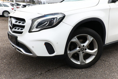 Mercedes-Benz GLA 200 DCT Urban KeyL eHK Nav Kam SHZ PrivG 18Z 155181744 4