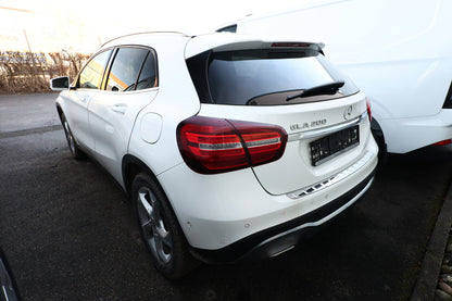 Mercedes-Benz GLA 200 DCT Urban KeyL eHK Nav Kam SHZ PrivG 18Z 149770498 3