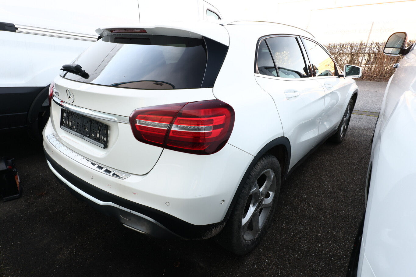 Mercedes-Benz GLA 200 DCT Urban KeyL eHK Nav Kam SHZ PrivG 18Z 149770498 2