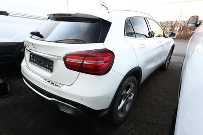 Mercedes-Benz GLA 200 DCT Urban KeyL eHK Nav Kam SHZ PrivG 18Z 149770498 2