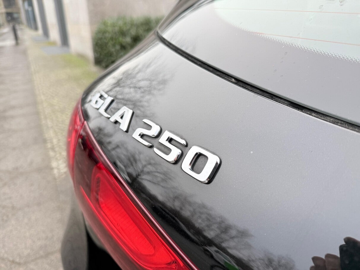Mercedes-Benz GLA 250 DCT 4Matic Progressive Leder Pano Kam  149174496 16