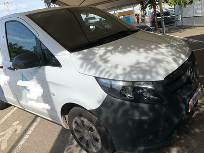Lateral delantero derecho