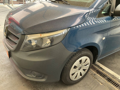 Lateral delantero izquierdo