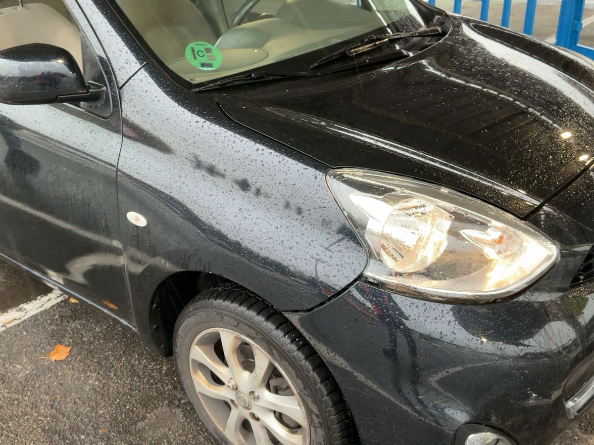 Lateral delantero derecho