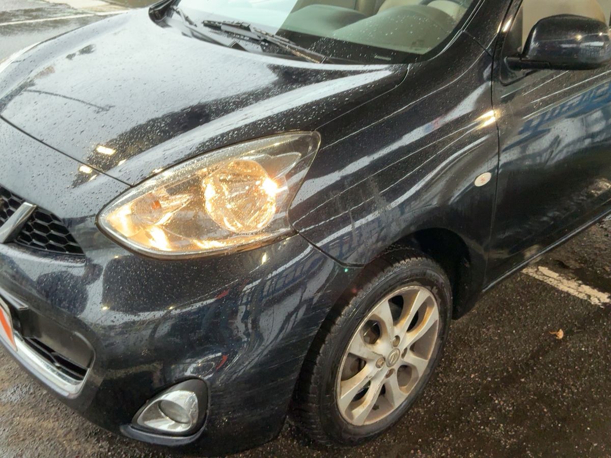 Lateral delantero izquierdo