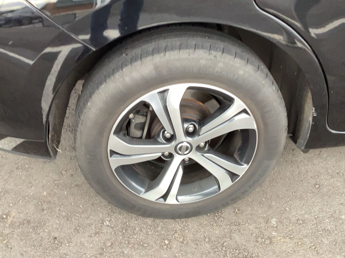 Neumático trasero derecho