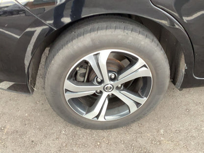 Neumático trasero derecho