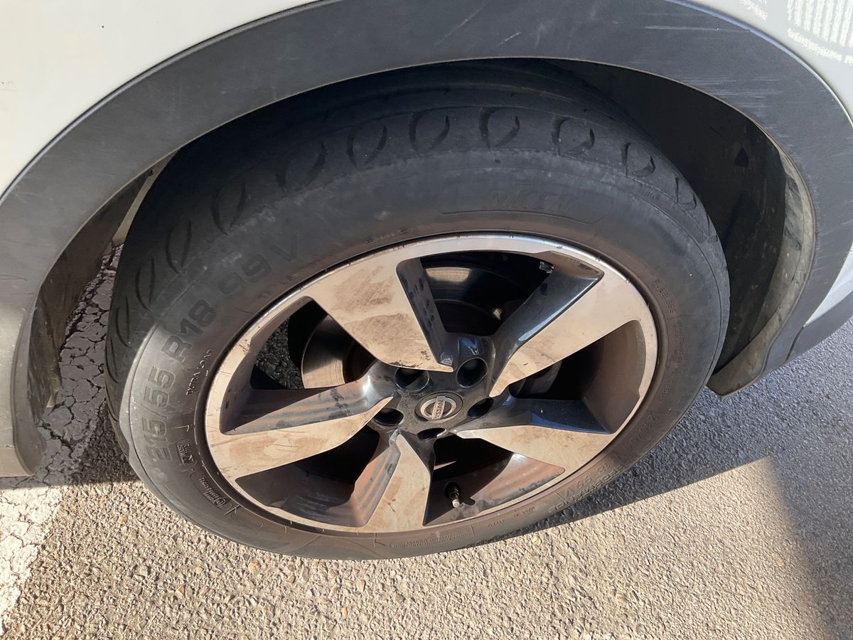 Front right tire