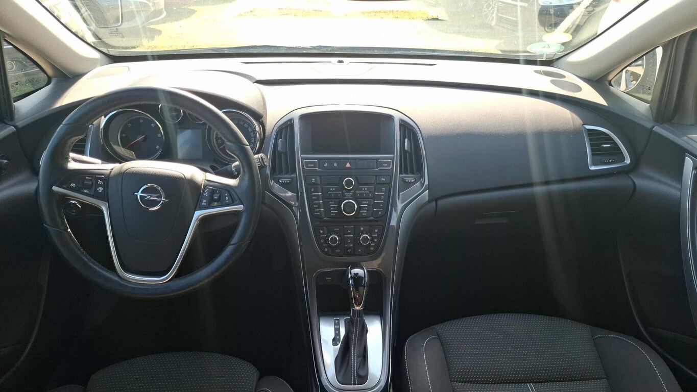 Opel Astra J Tourer 2.0 CDTI Aut. Exklusiv Navi Xenon 170537799 4