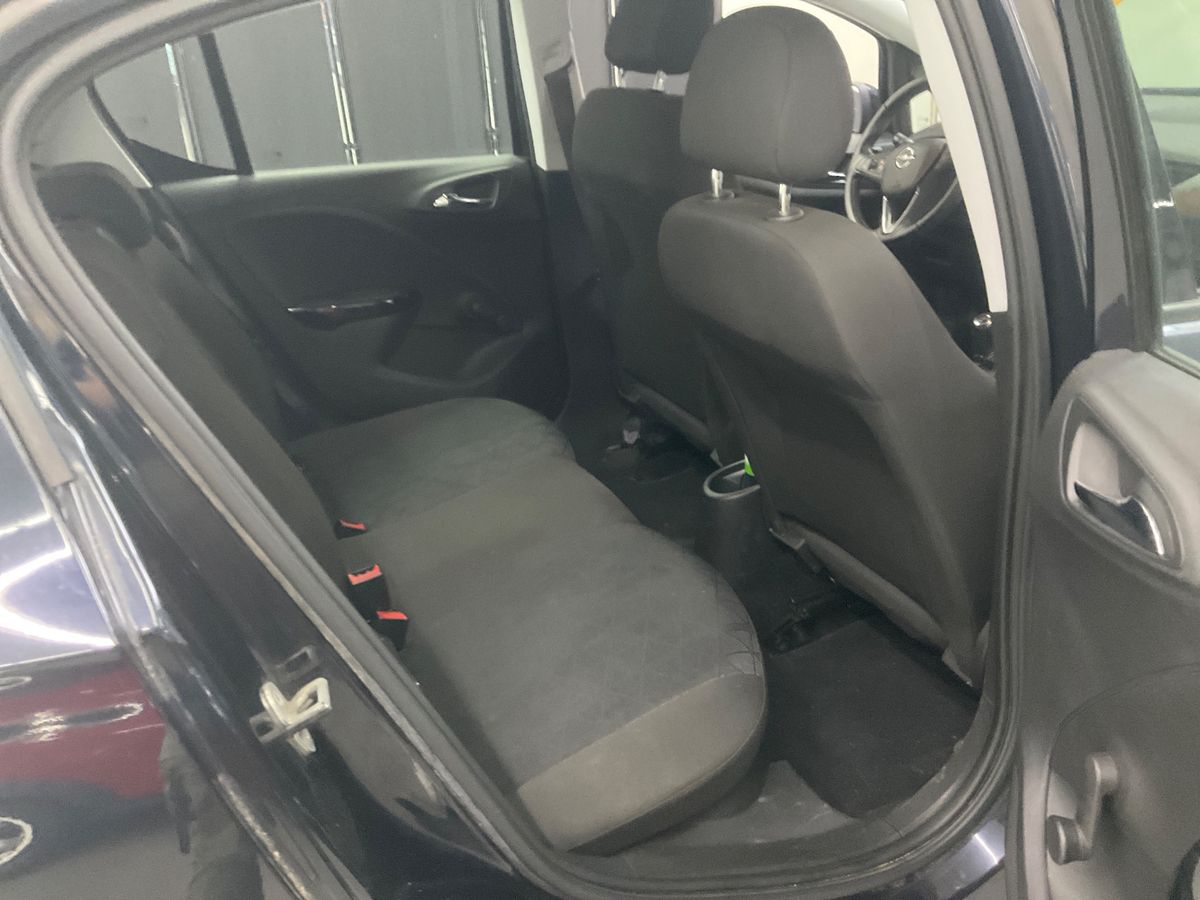 Interior trasero