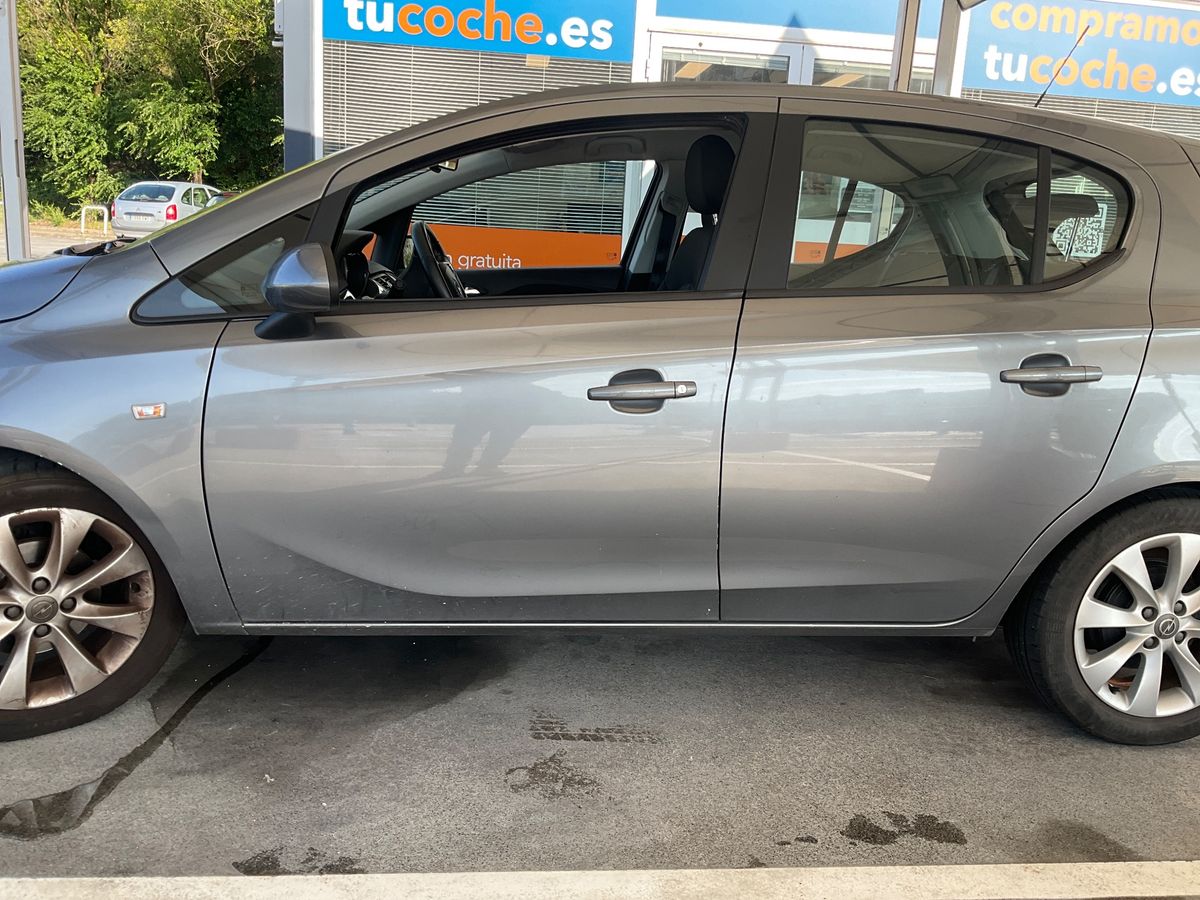 Exterior izquierda