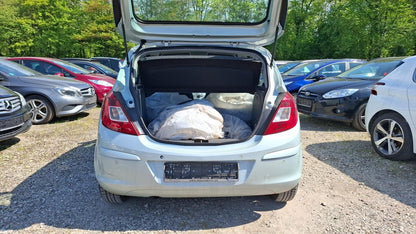 Opel Corsa D 1.2 Twinport Ed. Easytronic PDC SHZ Klim 170531961 9