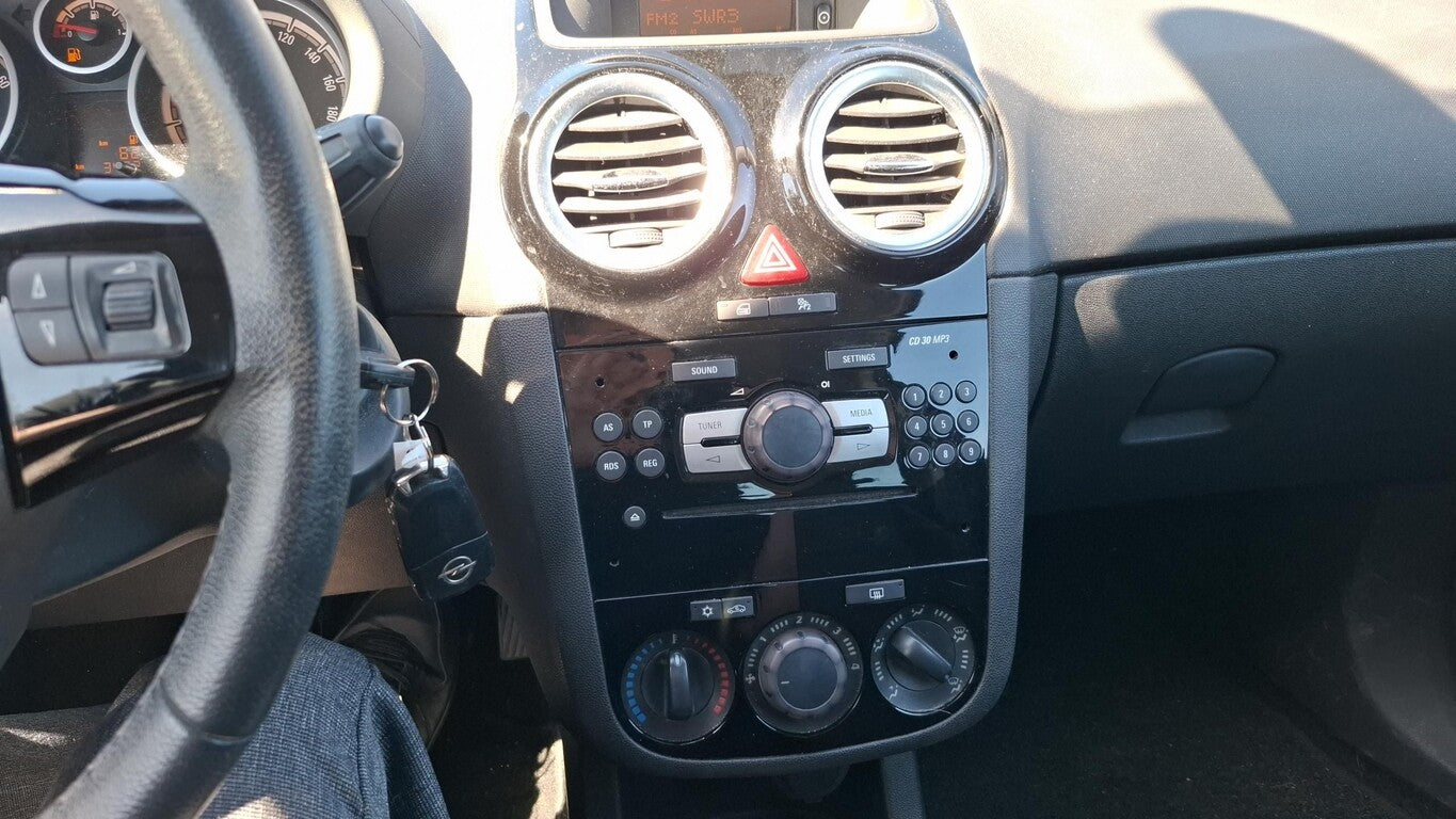 Opel Corsa D 1.2 Twinport Energy Klima LM Lichtaut. 169072551 5