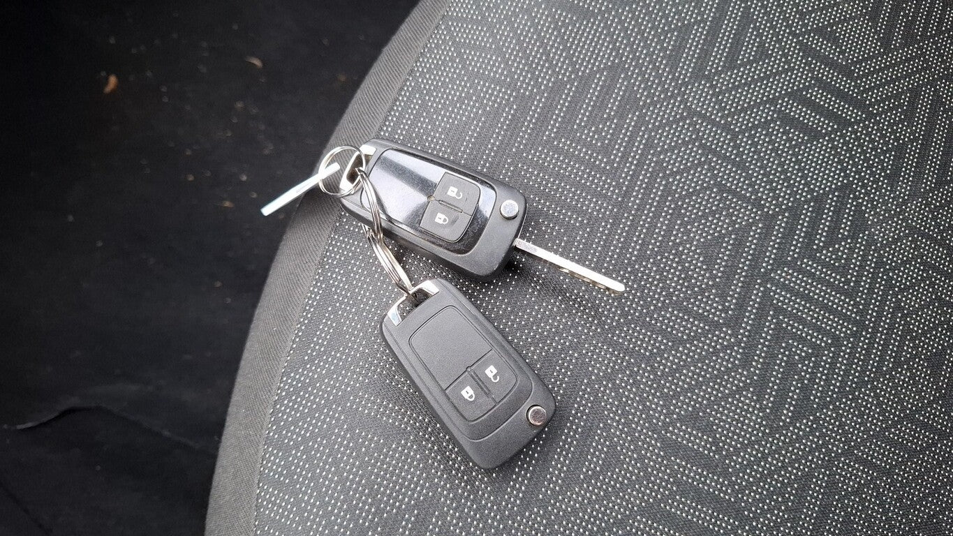 Opel Corsa 1.4 Turbo ON LM RFK Klima PDC  146959629 13