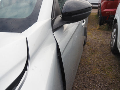 Opel Corsa 1.2 Turbo 100 Aut8 KomfortP PDC Kam LM16Z 147421008 5