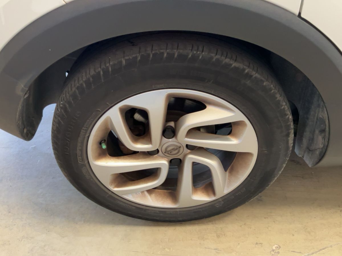Rear right tire