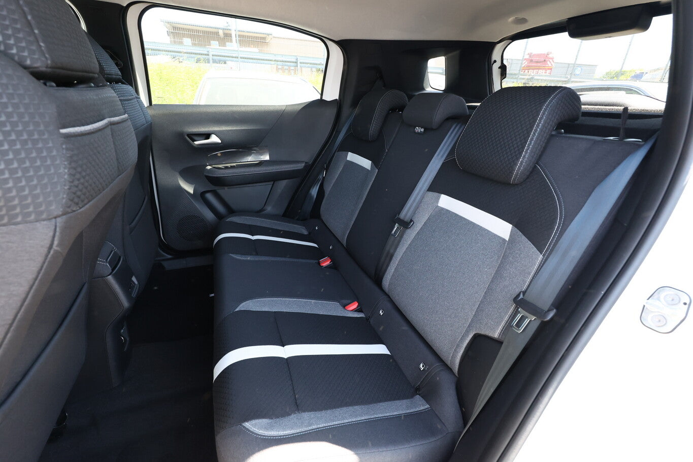 Opel Frontera 145 Hybrid AT6 GS Nav SHZ Kam Totw NSW  156704623 9