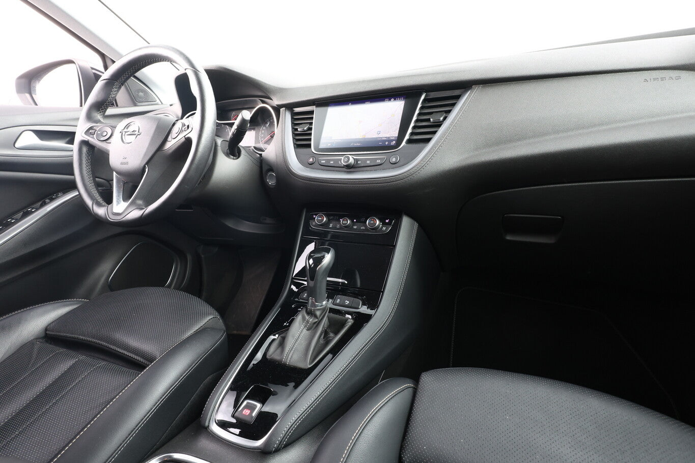 Opel Grandland X 1.2 Turbo 130 Ultimate LED AHK Nav 128373096 8