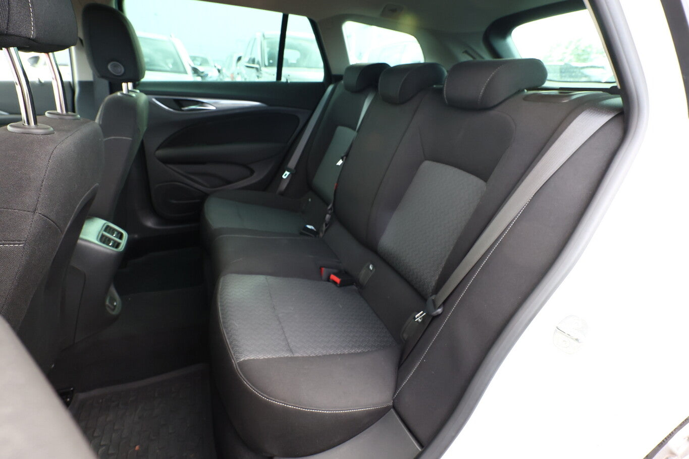 Opel Insignia 2.0 CDTI 170 Aut. Business Edition AHK 139243127 9