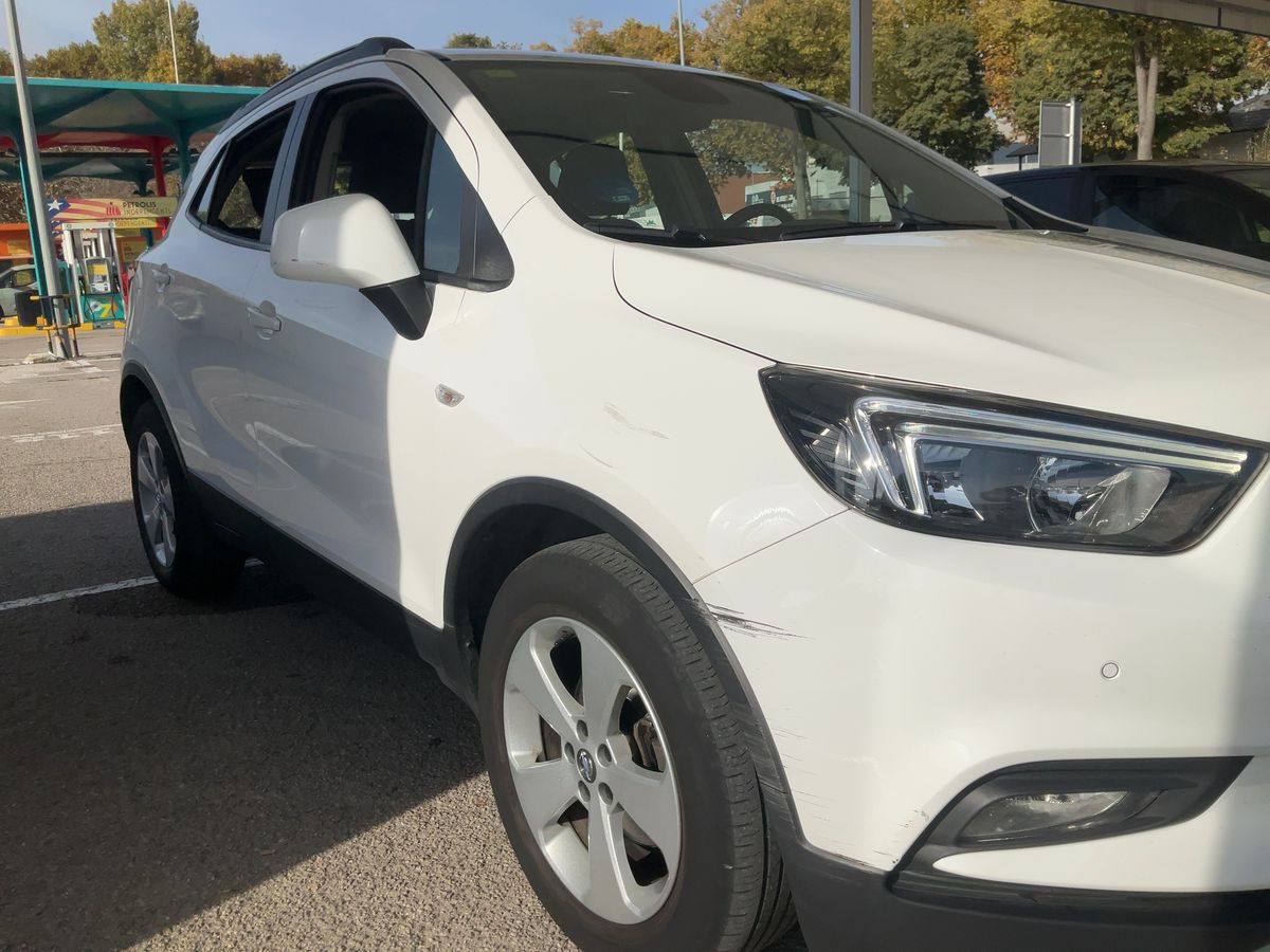 Lateral delantero derecho