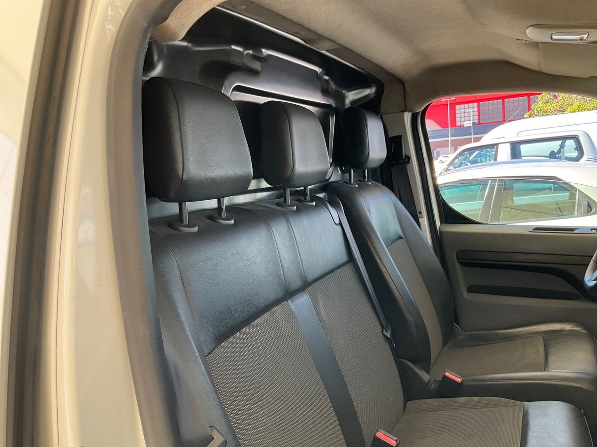 Interior trasero